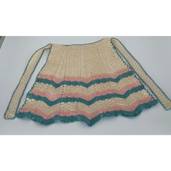 Vintage Crochet Apron Retro Striped Green Pink White Handmade Scalloped Bottom - Picture 3 of 8